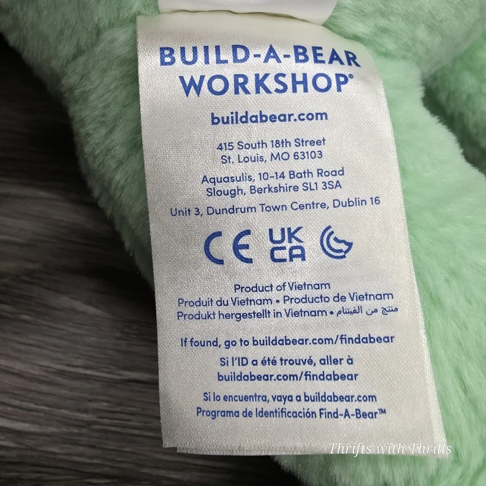 Build A Bear  - Hello Kitty  And Friends  - Cinnamoroll - Sanrio Holiday Edition